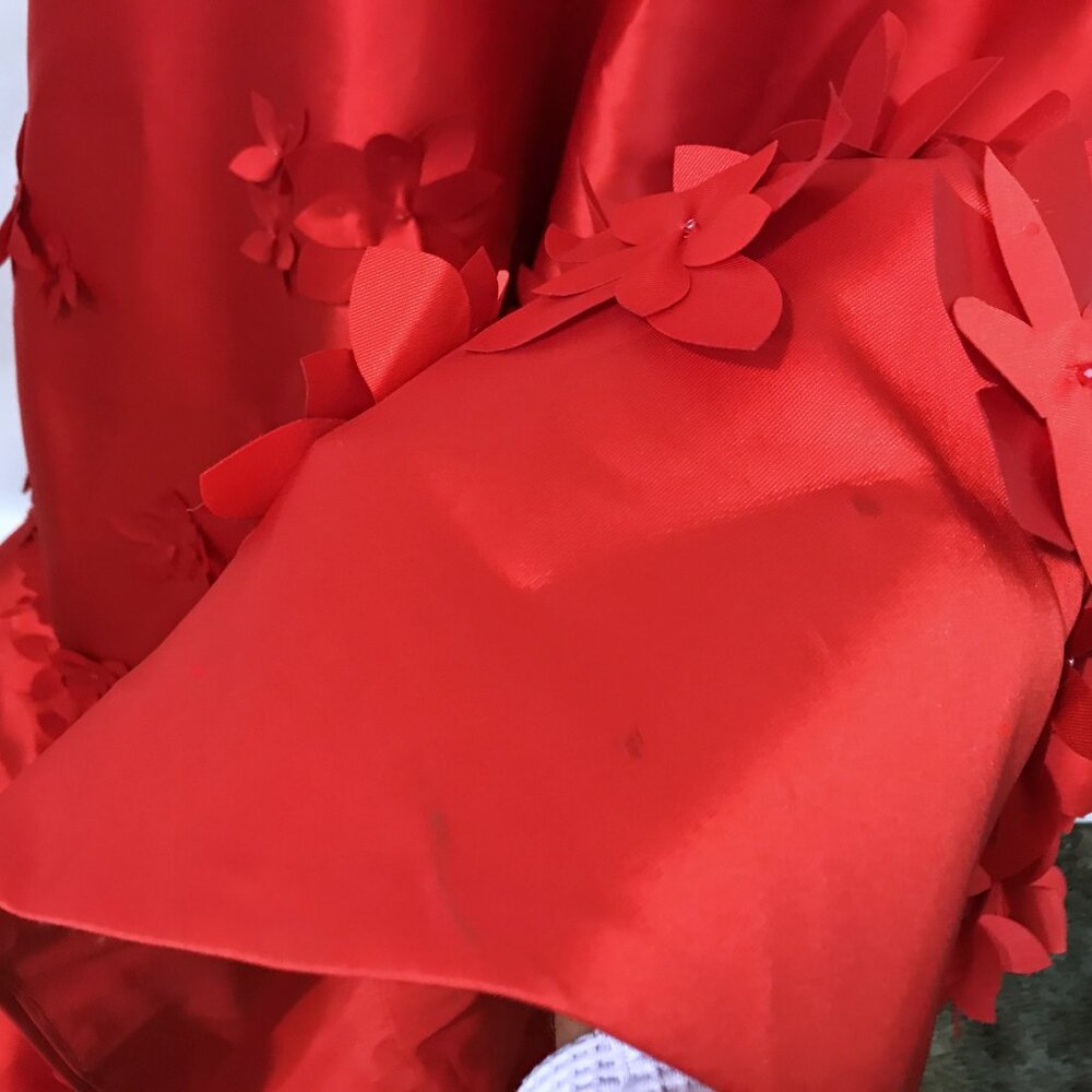 SHERRI HILL Formal Dress Sleeveless A-Line Gown Flower Petal Appliques Red Sz  2 - Picture 14 of 14